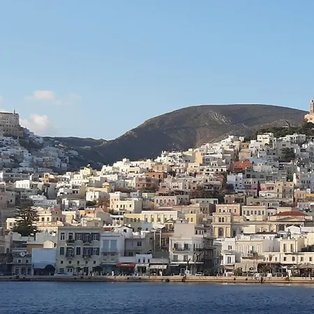 Xenitia Syros *